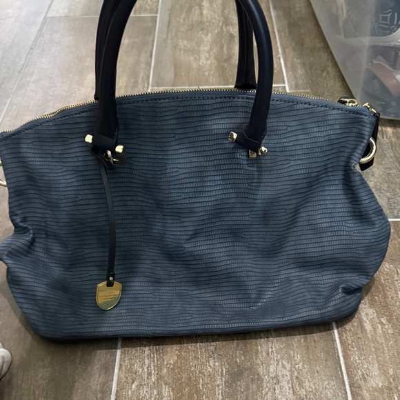London Fog Textured Navy Tote Bag - Picture 1 of 10